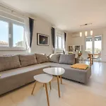 Cera Fuer 8 Personen In By Interhome
