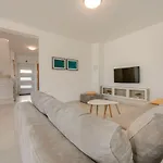 Cera Fuer 8 Personen In By Interhome Casa de Férias Pula