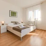 Cera Fuer 8 Personen In By Interhome * Pula
