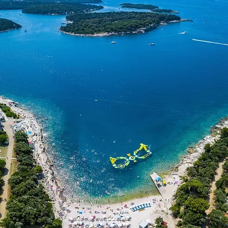 Σπίτι διακοπών Cera Fuer 8 Personen In By Interhome *